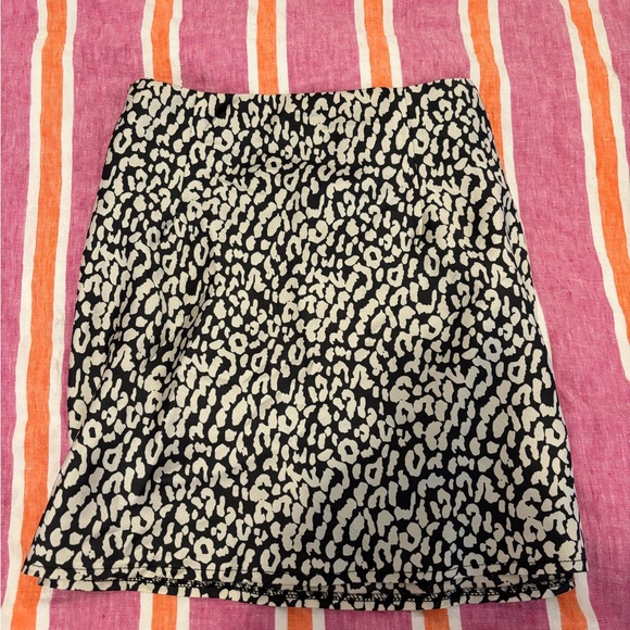Princess Polly leopard skirt - Picture 2 of 2